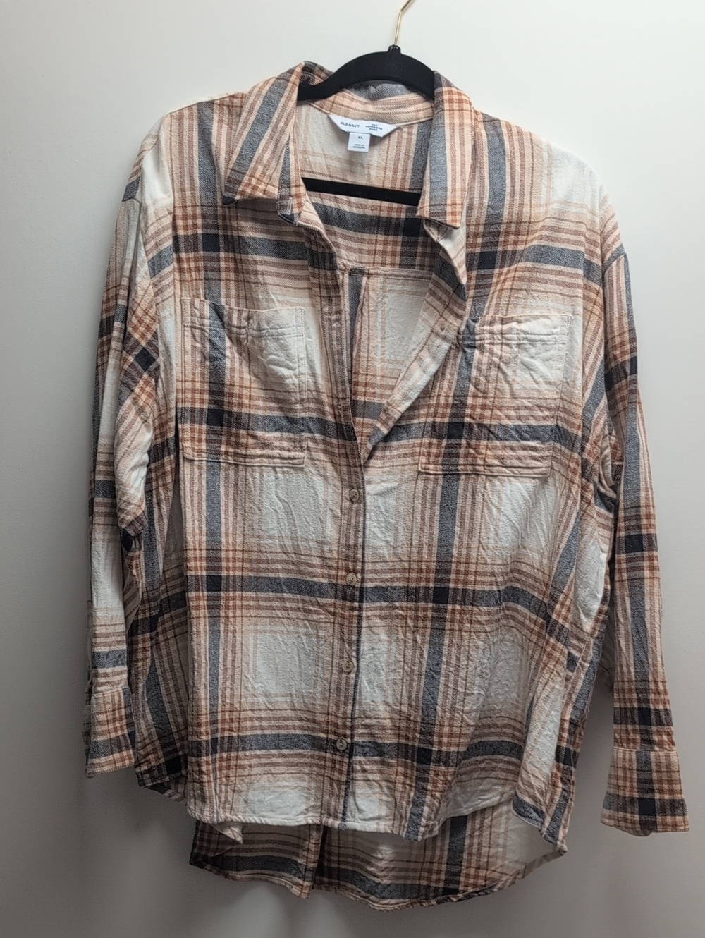 Old Navy Plaid Boyfriend Shirt in Cream